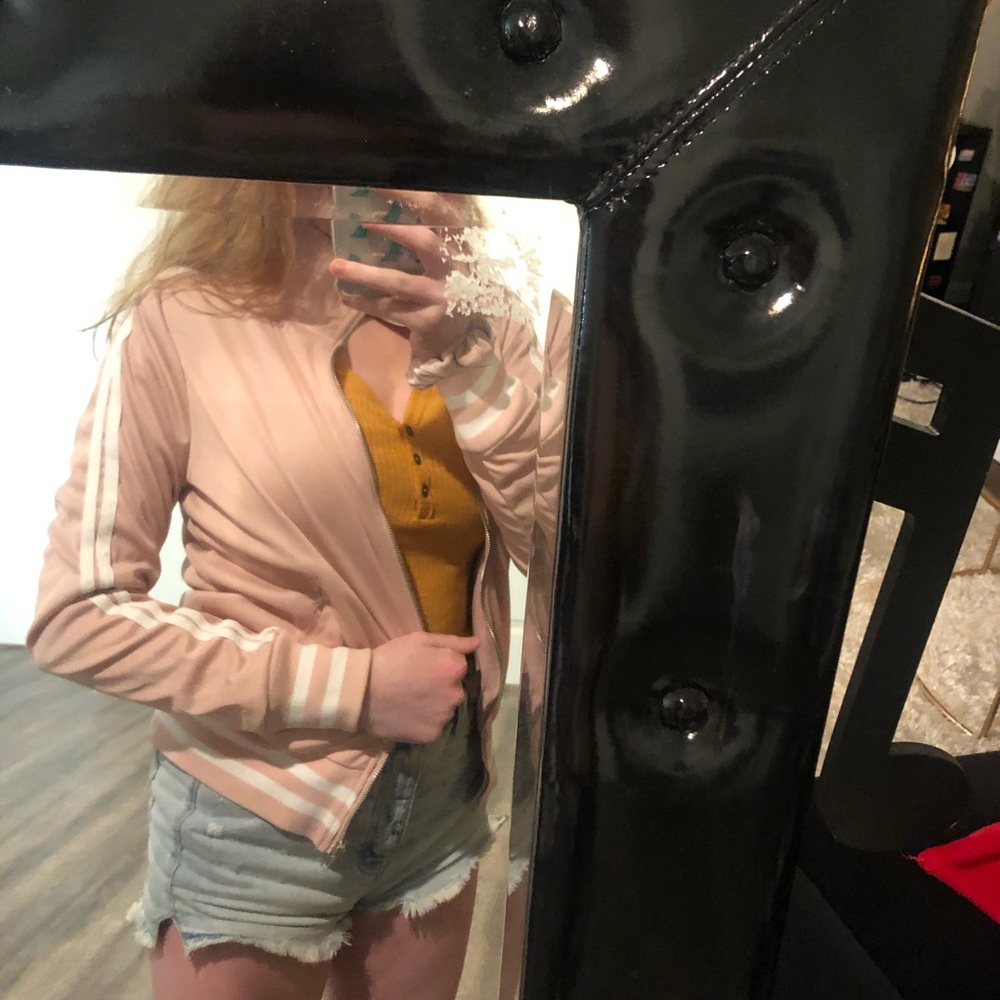 jacket - Picture 2 of 3